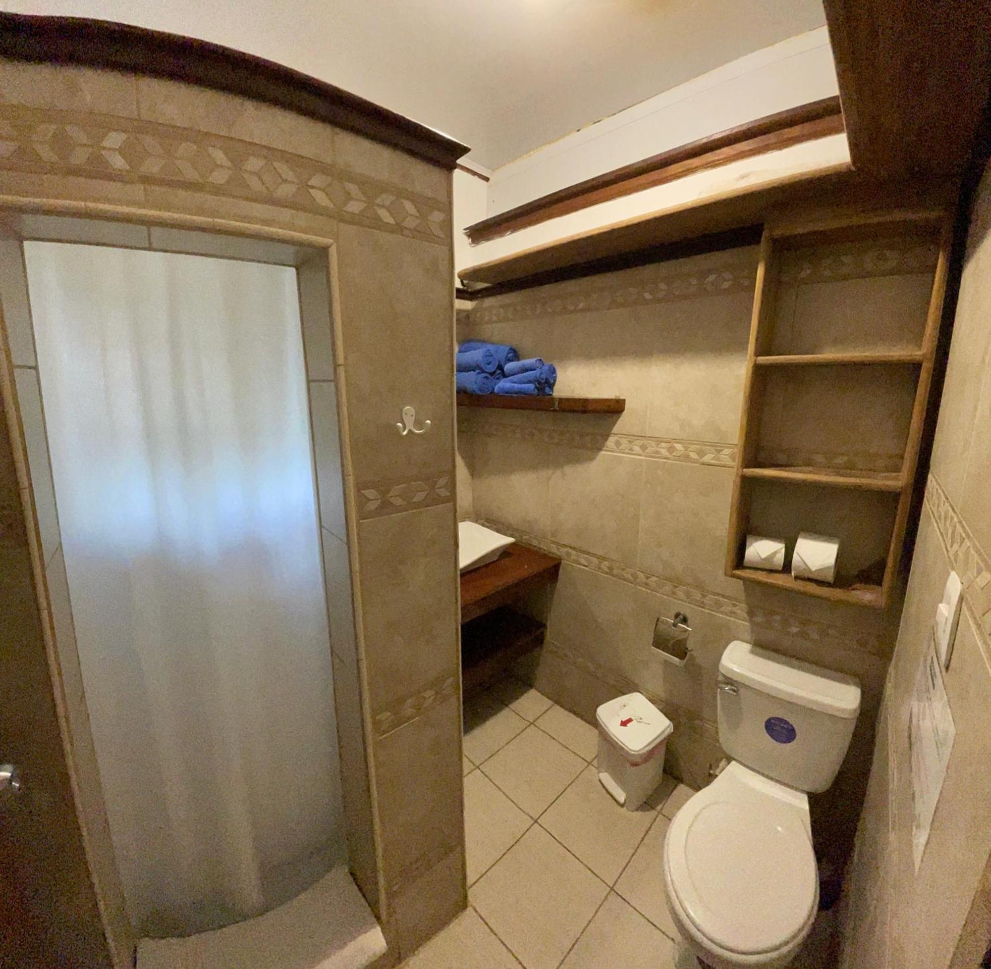 Casa Blanca Beachfront House With Shared Pool Access Pangea Lodge Manzanillo  Εξωτερικό φωτογραφία